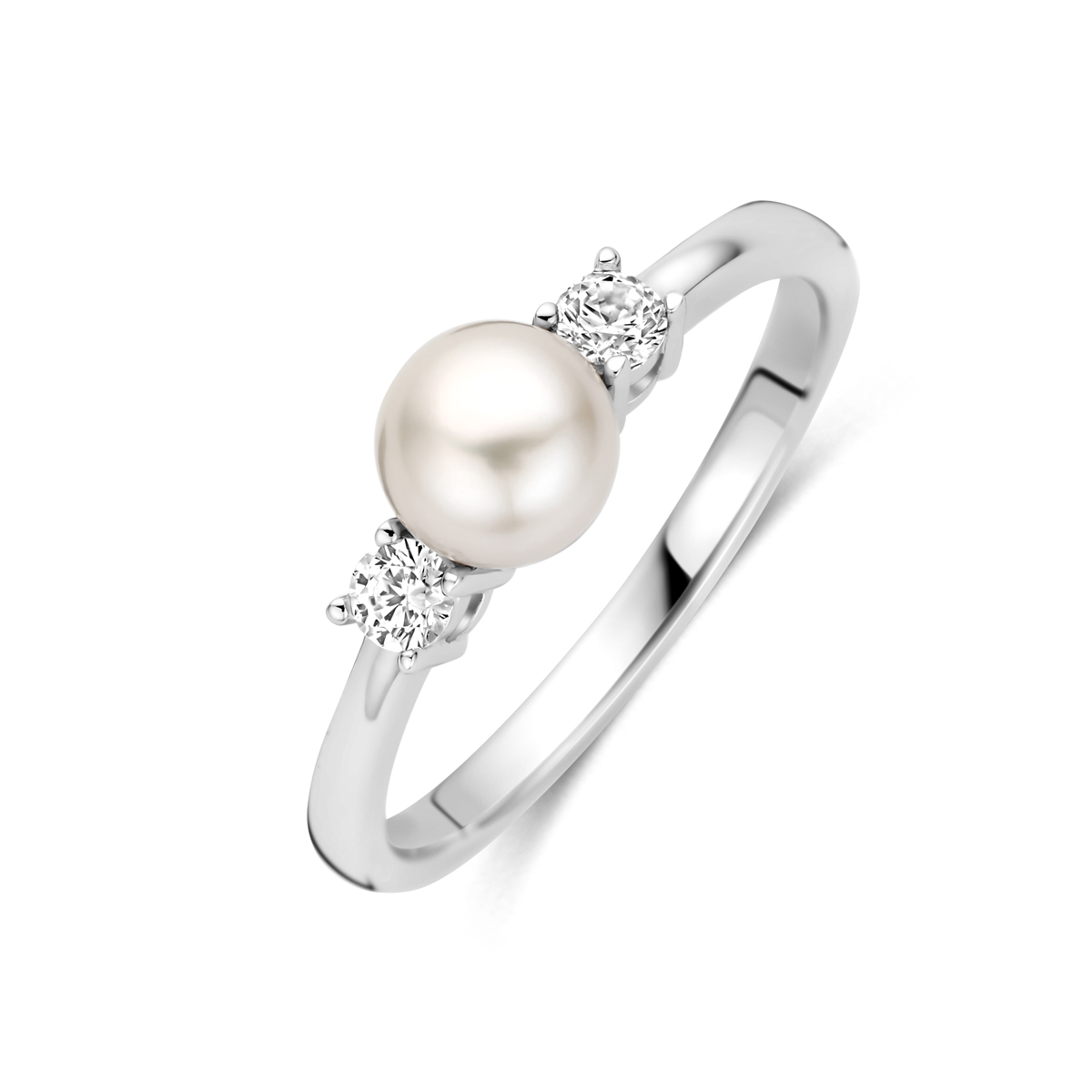 Gerhodineerd 925 zilveren ring uitgevoerd met zirkonia en een parel van 6mm.