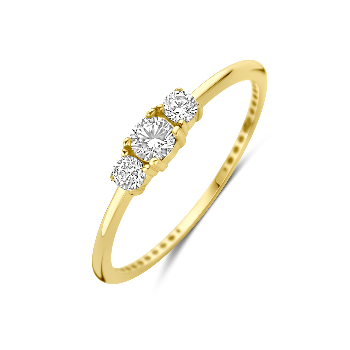 9k Geel kleurige ring uitgevoerd met zirkonia. De ring heeft een breedte van 3.5mm.