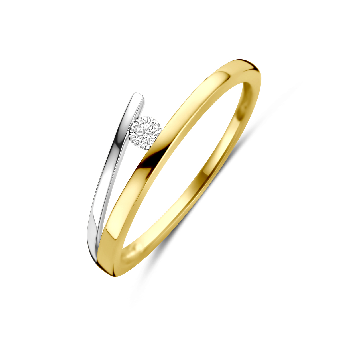 14k Geel en witgouden ring uitgevoerd met diamant. De ring heeft een breedte vna 5mm en het diamantgewicht is 0.05ct.