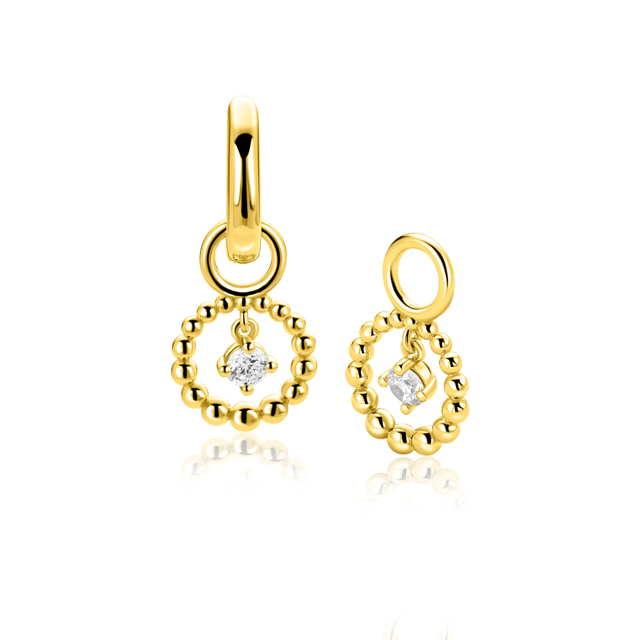 De ZINZI ZICH2816 oorbellen zijn prachtige gouden, met zirkonia bezette hoepeloorbellen van 925 sterling zilver. Deze nieuwstaat sieraden zijn goudkleurig, zonder glans, en hebben een diepte van 2,5 mm, breedte van 9,9 mm en een maat van 15,3 mm. Perfect voor elke gelegenheid, dragen met opgestoken haar om ze te laten schitteren.