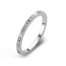 Trouwring in wit goud 18 kt gemateerd. De  ring is gezet met 2 x 3 steentjes briljant vor 0.06 ct.
