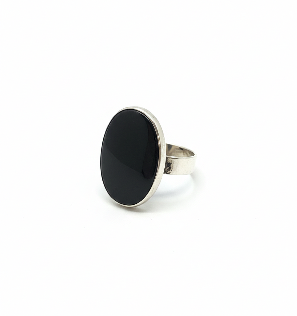 Zilveren ring met onyx 