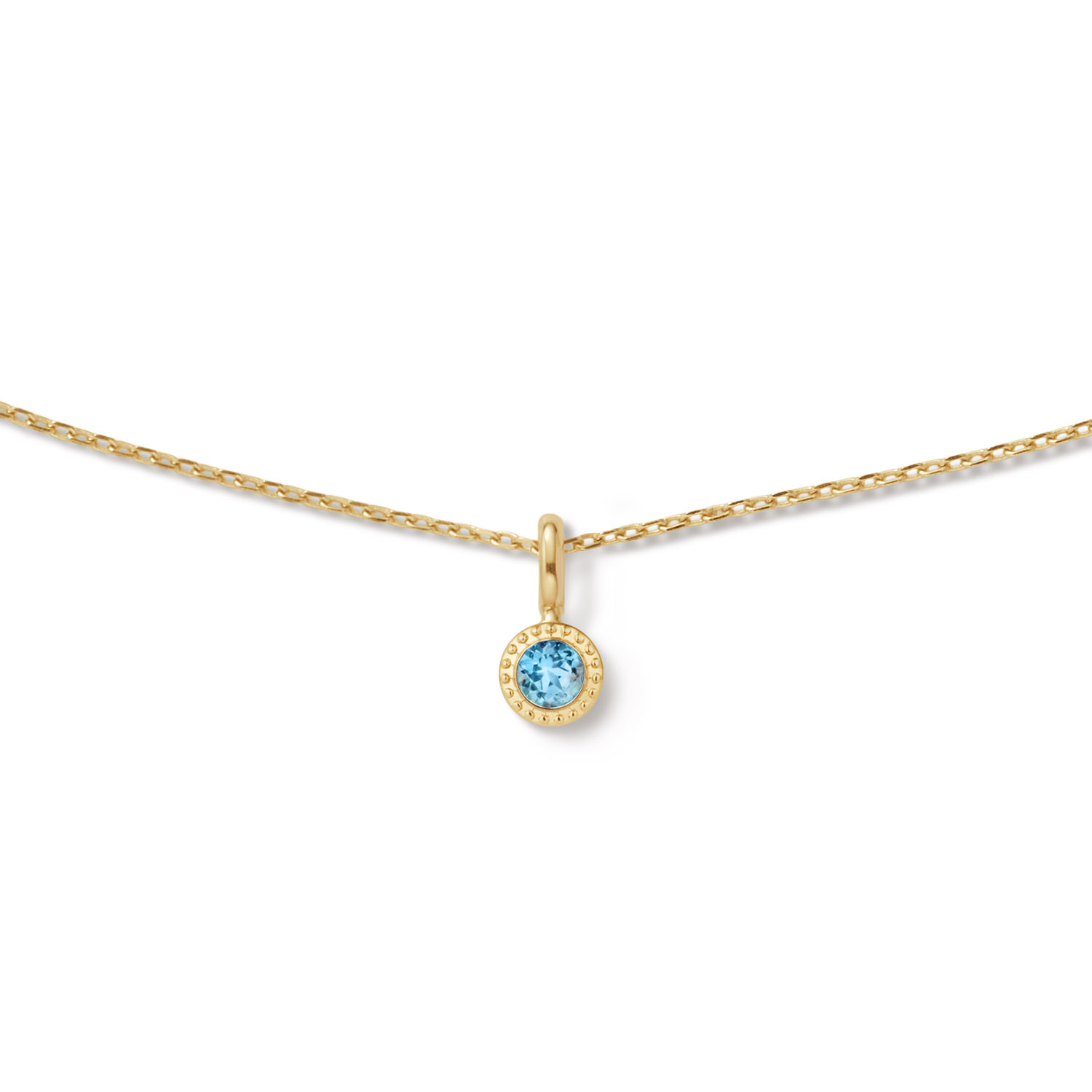 Deze 14 karaat ketting is speels &eacute;n chic. De edelstenen, London Blue of Smoky Quartz, zijn fascinerend. Ik draag &rsquo;m graag met de bijpassende ring. Cape Town vibes all over. Perfect om van elke dag iets bijzonders te maken.

Cape Town Chronicles
Ontdek Cape Town Chronicles, een 14 karaat gouden sieradencollectie die de ruige schoonheid en warme energie van Kaapstad tot leven brengt. Van de imposante Tafelberg tot het iconische Lion&rsquo;s Head, van de speelse pingu&iuml;ns op Boulders Beach tot het indrukwekkende Kaap de Goede Hoop. Elke plek heeft mij ge&iuml;nspireerd bij het ontwerpen van deze unieke collectie.

Het merk
Jackie is h&eacute;t 14 karaat gouden on trend sieradenmerk. De collecties zijn ge&iuml;nspireerd op de reizen die ik maak, van stedentrips tot exotische oorden. Elk gouden sieraad is helemaal van nu, handgemaakt door Europese goudsmeden en vervaardigd van overwegend gerecycled goud met echte edelstenen en zoetwaterparels. Elke collectie is dan ook met veel liefde en passie samengesteld. Mijn Jackie sieraden zijn de perfecte finishing touch voor iedere outfit!

Specificaties
- Necklace
- Materiaal: 14 Karaat - Geelgoud - 585
- Topaas blauw
- 42cm