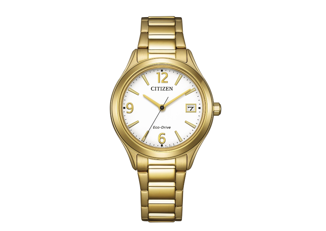 De Dau Sport horloge, modelnummer FE6122-64A, heeft een analoge weergave, datumfunctie, en een zonne-energie-uurwerk. Met een gouden, roestvrijstalen kast (33,5 mm) en band, witte wijzerplaat met strepen, en waterdichtheid tot niveau 5. Ideaal voor dagelijks gebruik en speciale gelegenheden. Perfect te combineren met zakelijke en casual outfits. Geen smartwatch-functionaliteit.