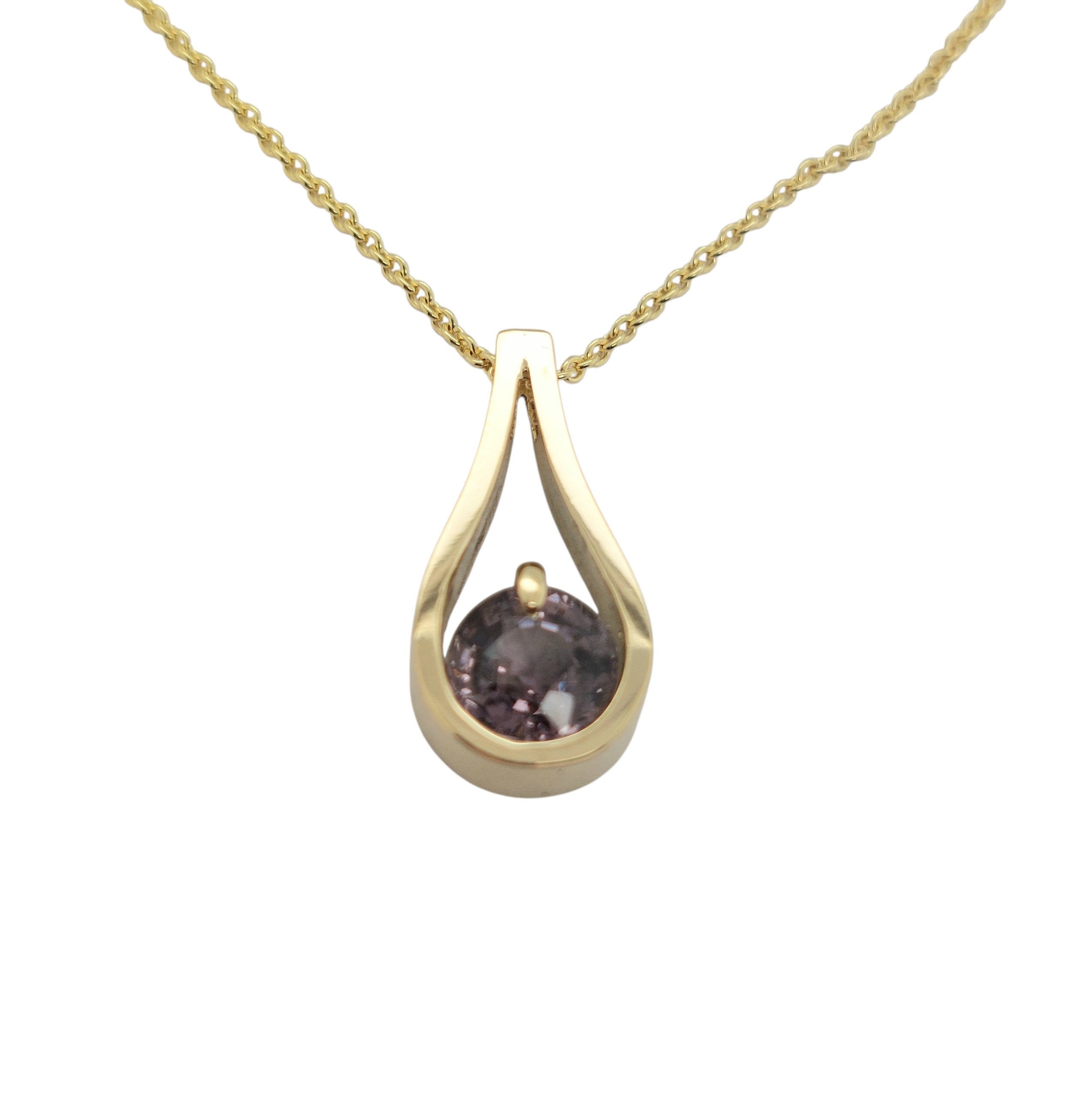 14kt gouden hanger uit de collectie Infinia met Spinel