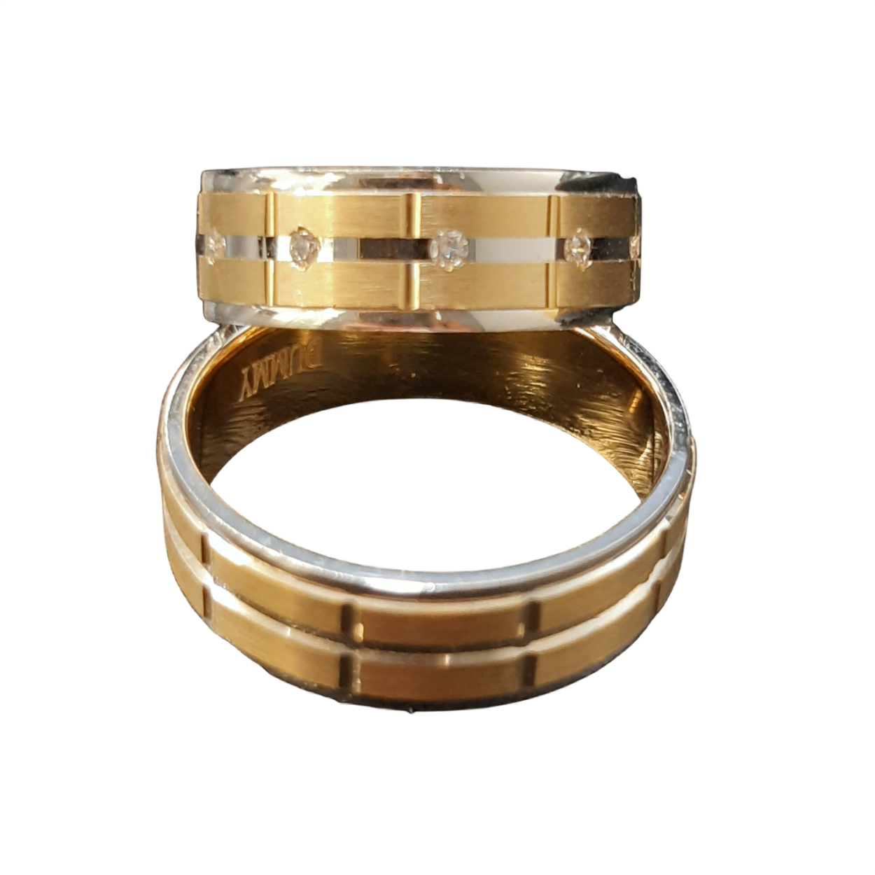 Productnummer BREA-0002517 van de onbekende gouden trouwringen 14kt biedt een elegante en tijdloze uitstraling. Deze ringen zijn vervaardigd van hoogwaardig 14-karaats goud, wat duurzaamheid en glans garandeert. Het beste draagadvies: draag ze comfortabel naast elkaar aan je ringvinger als symbool van eeuwige liefde en verbintenis. Perfect voor elke bruiloft en dagelijks gebruik.
