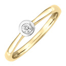 De ring is in geelgoud 18 kt met een briljant van 0.10ct gezet in witgoud potzetting.