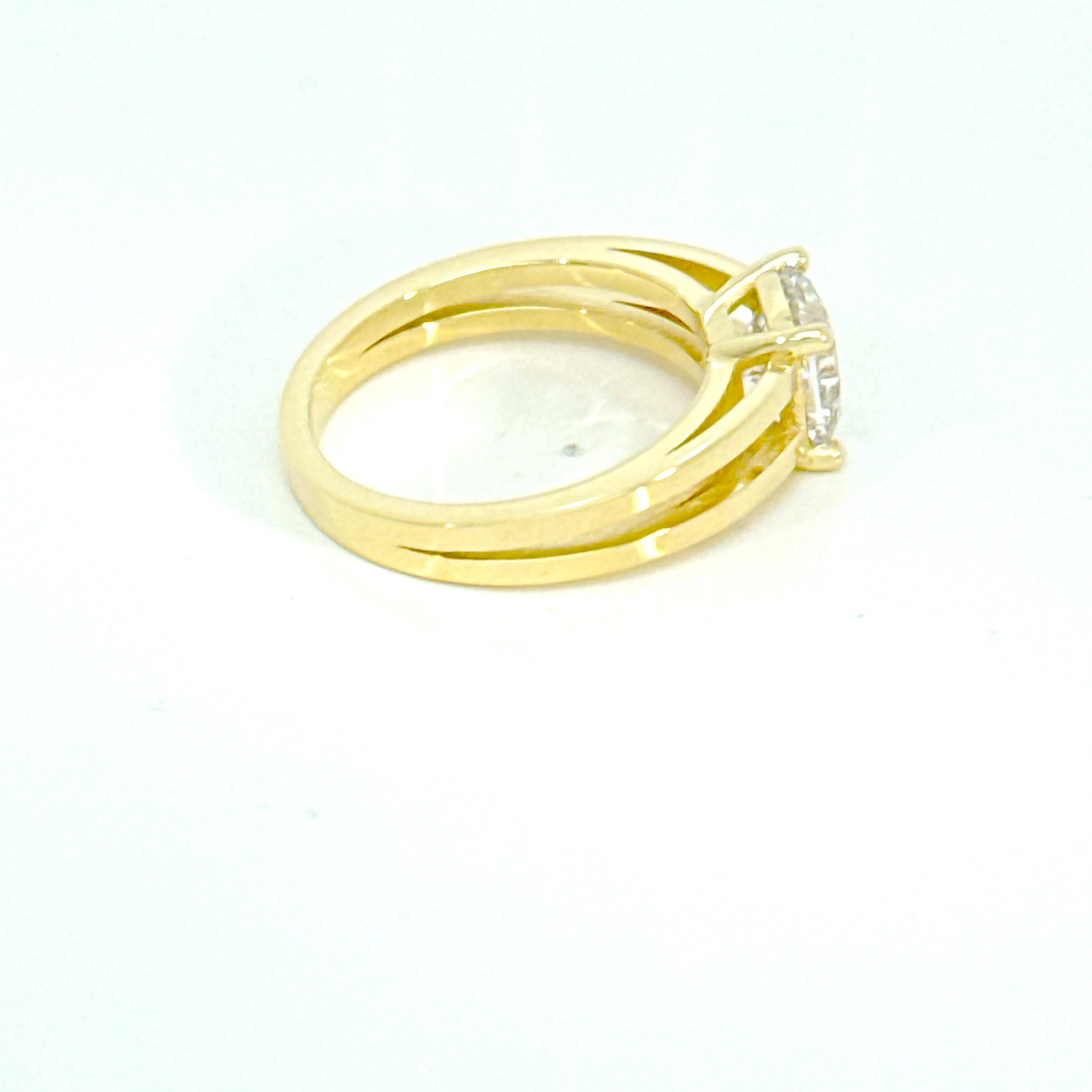 Verlovingsring geel goud 18 karaat +cushion 2.04ct Lab grown diamant FVS1