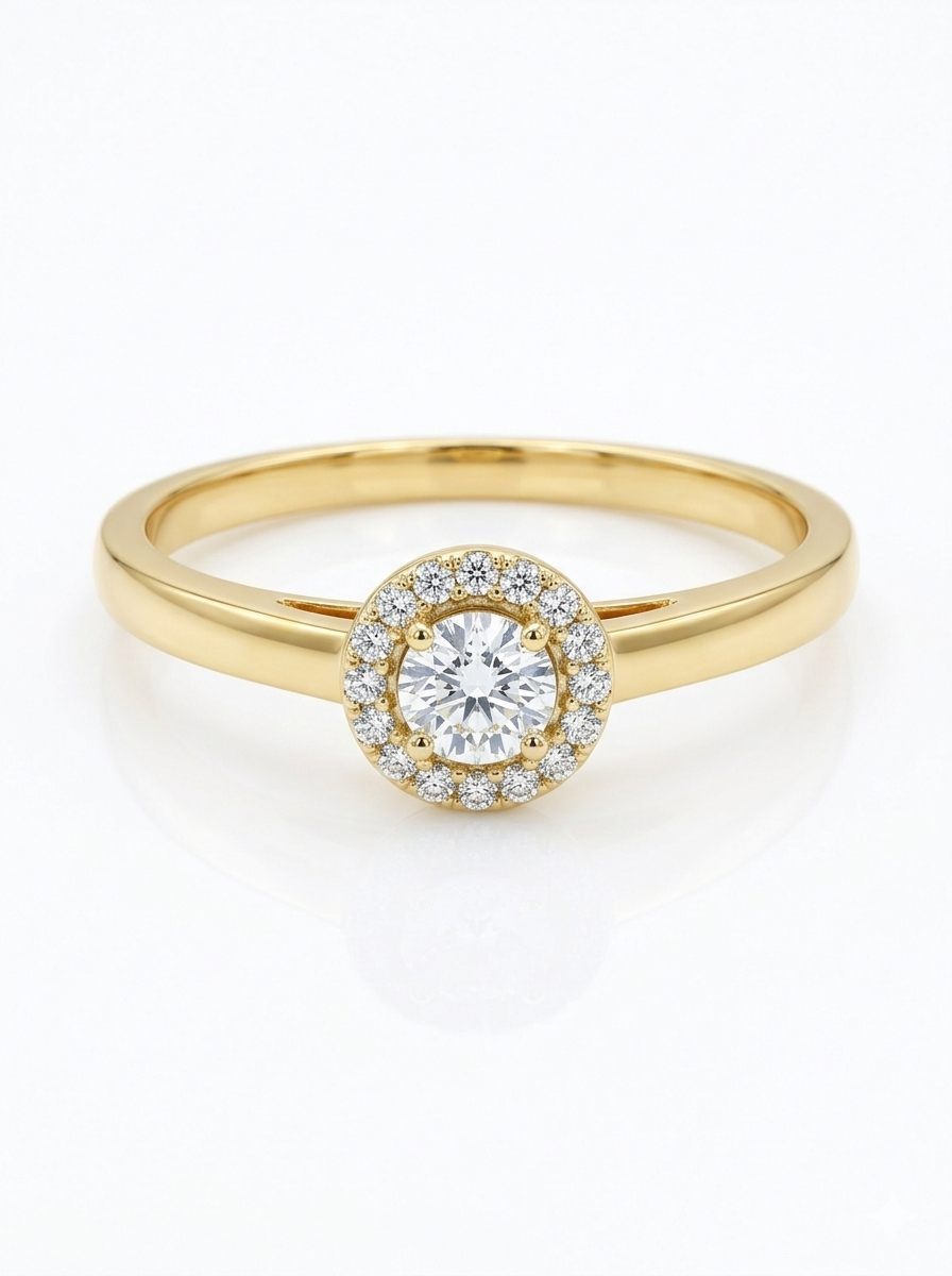De 14k gouden diamanten ring, modelnummer GGA4184, is een verfijnd sieraad van 14-karaats goud. Deze ring bevat 17 briljant geslepen diamanten met een SI1-zuiverheid en H-kleur, met een totaal van 0,16 karaat. Perfect voor dagelijks gebruik of speciale gelegenheden, deze ring geeft elke outfit een elegante touch. Draag hem op maat 54 voor ultiem comfort.