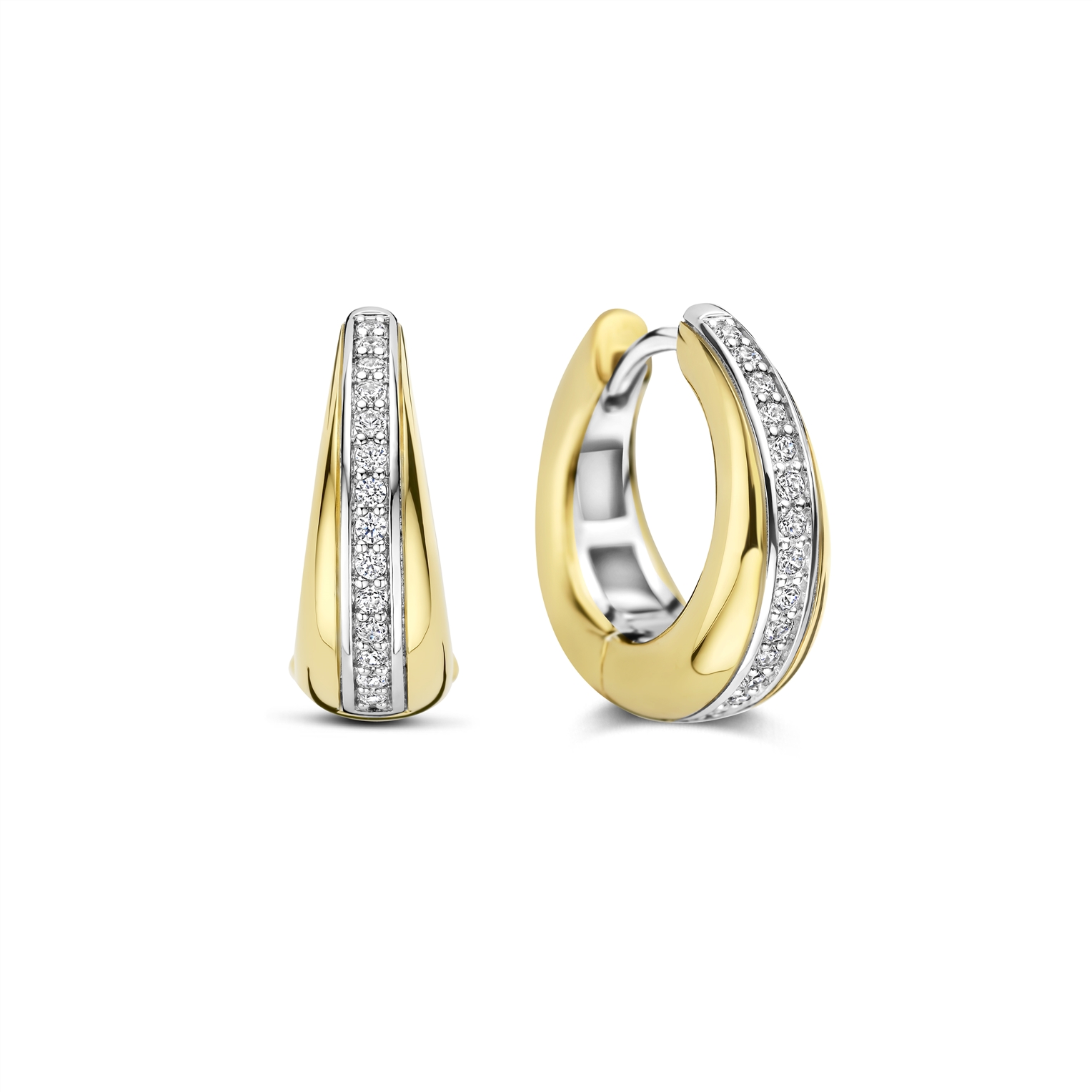 Dit zijn oorringen van het merk Ti Sento Milano.