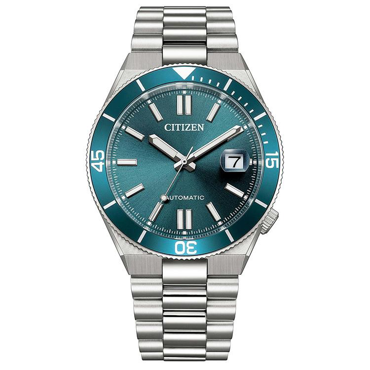 De Citizen Mechanisch Polshorloge NJ0231-56L heeft een saffierglas, metalen kast en zilverkleurige band. Met een diameter van 40 mm en waterbestendigheid tot 10 ATM, biedt het stijl en functionaliteit. De blauwe wijzerplaat heeft streep-index en datumaanduiding, met lichtfunctie. Best gedragen bij formele en casual gelegenheden voor een verfijnde uitstraling. Gewicht: 149g, dikte: 12 mm.