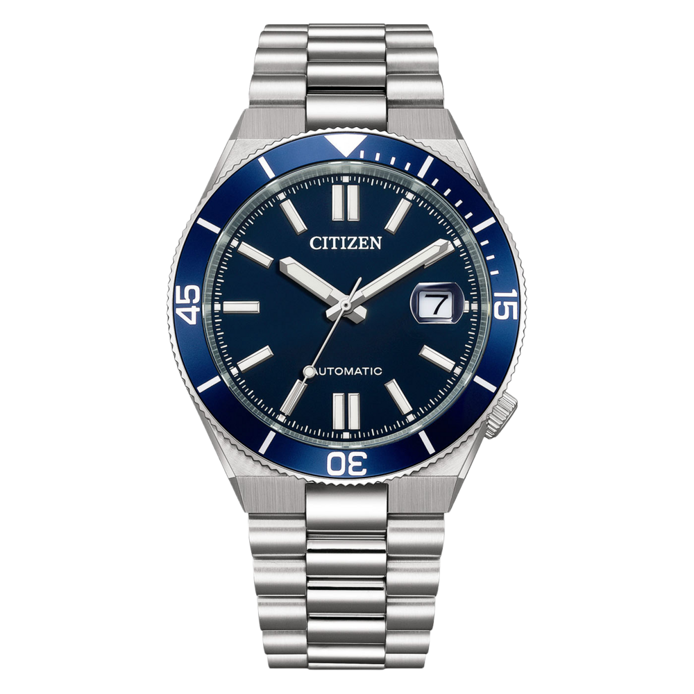 Dit sportieve en stijlvolle herenhorloge van Citizen uit de Tsuyosa Shore collectie combineert een modern design met betrouwbare techniek. De 40 mm roestvrijstalen kast en band geven het horloge een robuuste uitstraling, terwijl de donkerblauwe wijzerplaat zorgt voor een elegante en opvallende look. Het horloge is voorzien van een automatisch uurwerk (caliber 8210) dat werkt op de beweging van de pols en dus geen batterij nodig heeft. Dankzij het saffierglas, de datumweergave en een waterdichtheid tot 100 meter is dit horloge perfect voor dagelijks gebruik.