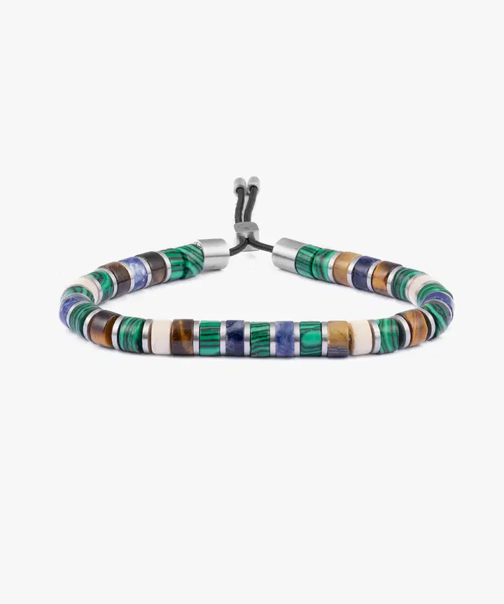 De Brontide 6mm verstelbare armband heeft een stijlvolle zilverkleur, geschikt voor polsen van 18-19 cm. Deze elegante armband valt onder de categorie sieraden en is perfect als accessoire voor elke gelegenheid. Draag hem solo voor een minimalistische look of combineer met andere armbanden voor een trendy stapel-effect.