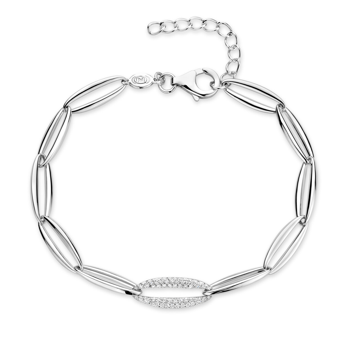 Deze zilveren schakelarmband met zirkoontjes is een verfijnde accessoire voor elke gelegenheid. Gemaakt van 925 sterling zilver, en heeft een elegante zilverkleurige uitstraling. Met een lengte van 17+3cm oogjes past hij perfect om de pols. Draag deze prachtige armband solo of in combinatie met andere sieraden voor een stijlvolle look.