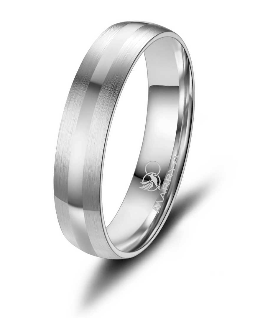 Deze elegante ring, model H-ES-25-68, is gemaakt van duurzaam roestvrij staal en valt onder de categorie sieraden. Met de grootte van 68 is hij perfect voor dagelijks gebruik of speciale gelegenheden. Draag de ring solo voor een minimalistische look of combineer met andere ringen voor een speelse stijl. Ideaal voor elke sieradencollectie!