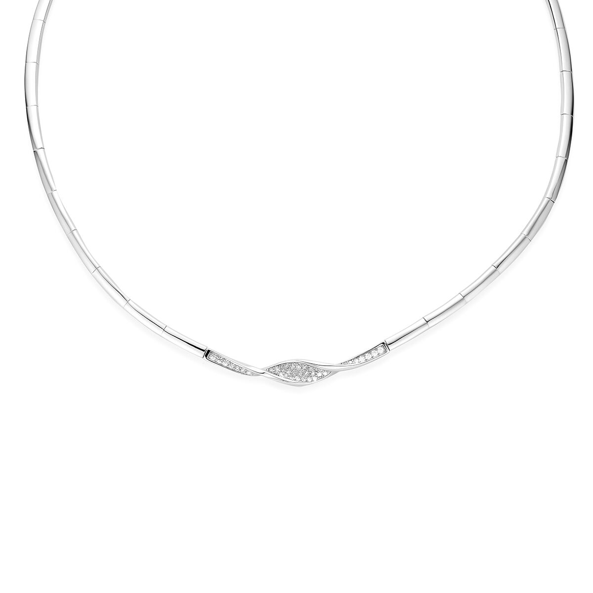 Gerhodineerd 925 zilveren collier met zirkonia. Het collier heeft een schakelbreedte van 8.5mm en een draaglengte van 42cm met 3cm extensie. Uitgevoerd met een karabijnsluiting.