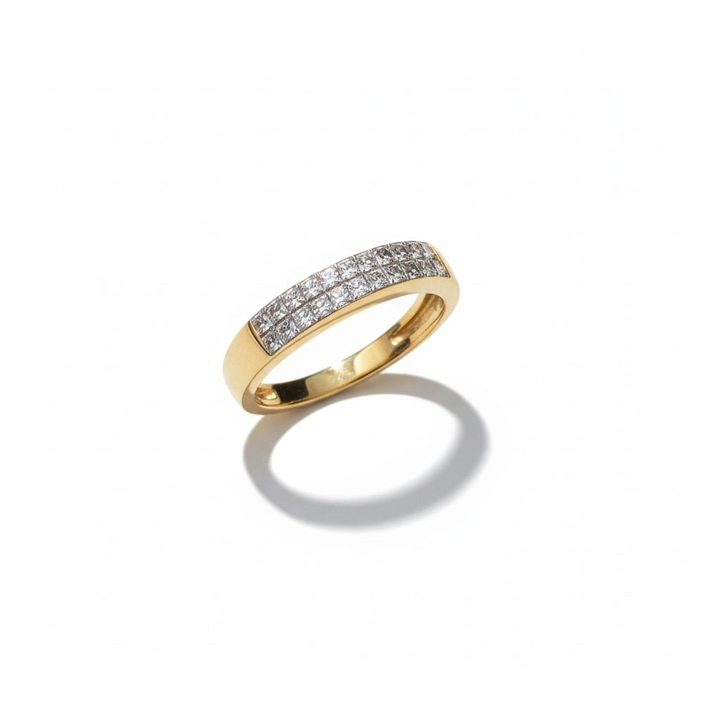 18 karaat geelgouden ring met 26x princes geslepen diamant van 0.03 caraat
