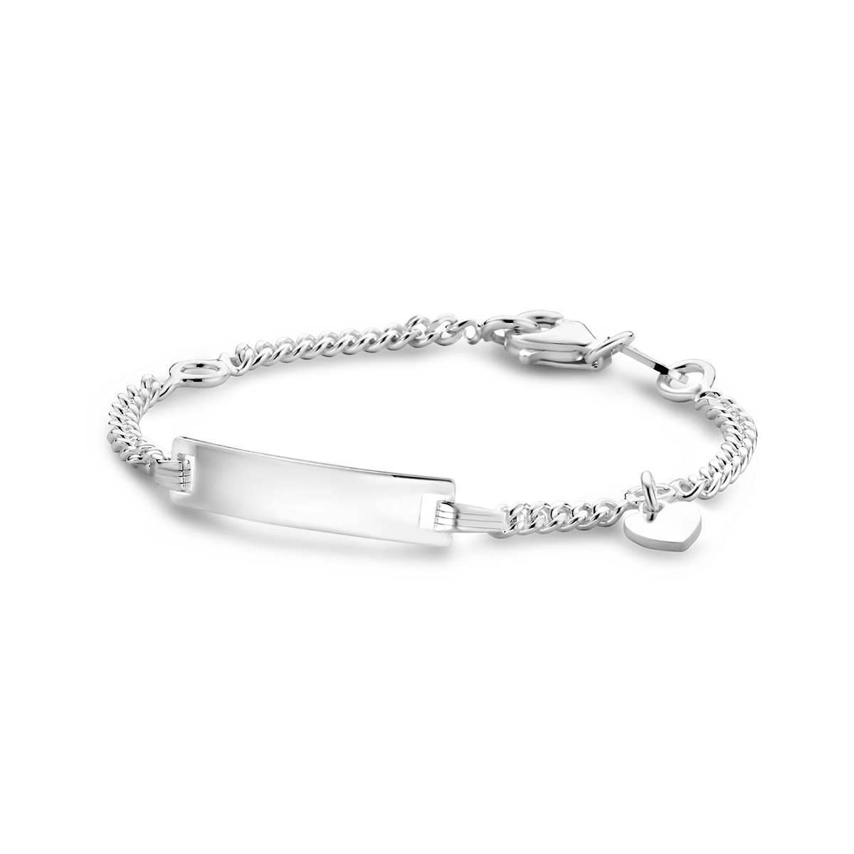zilveren graveerarmband, met een hartje.