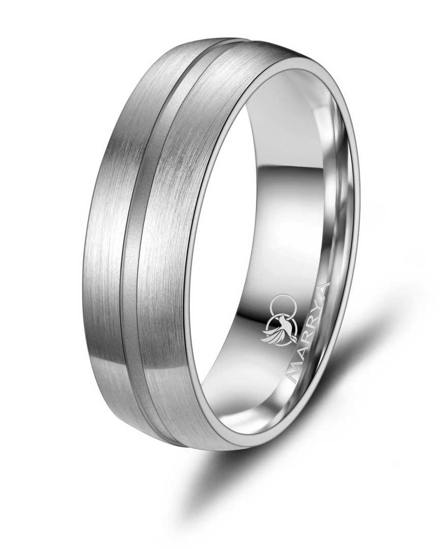 De TITANIUM RING MT 64, modelnummer H-TI-08-64, biedt een prachtig ontwerp van zilverkleurig titanium. Met een ringmaat van 64 is het een elegante keuze voor elke gelegenheid. Het beste gedragen op de middel- of ringvinger, straalt deze ring subtiele luxe en moderne stijl uit. Perfect voor zowel dagelijks gebruik als speciale gelegenheden.