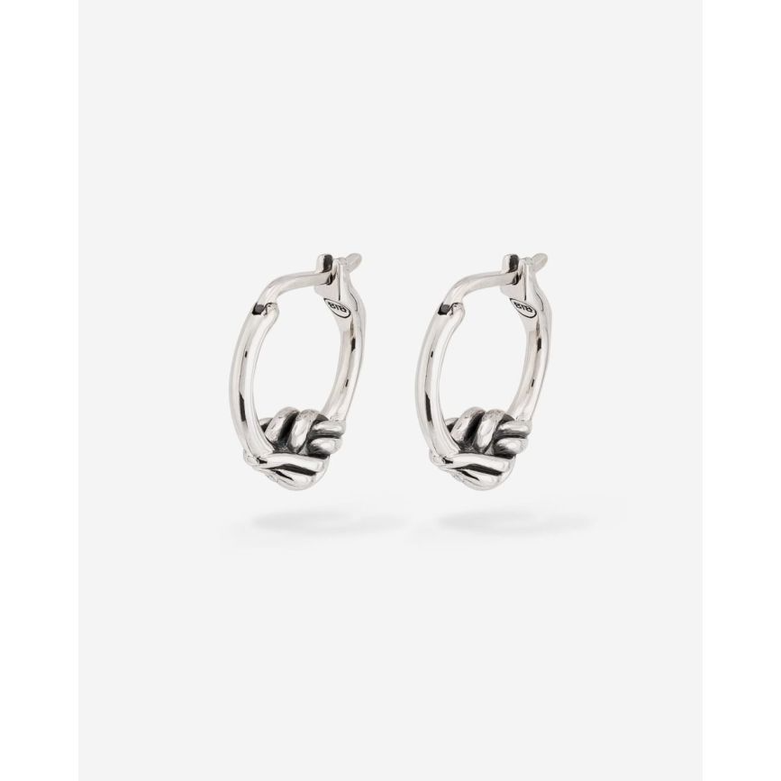 414 ONE Katja
De Buddha to Buddha Katja Mix oorbellen zijn zeer toegankelijke zilveren oorbellen geschikt voor elke gelegenheid. De kenmerkende schakel van de Katja collectie komt op subtiele wijze terug in deze zilveren oorbellen. Een tijdloze musthave waar je lang plezier van zult hebben!

Maat	one
Collectie	Katja
Lengte mm	16.5
Materiaal	Zilver
Breedte mm	6
Geslacht	Unisex