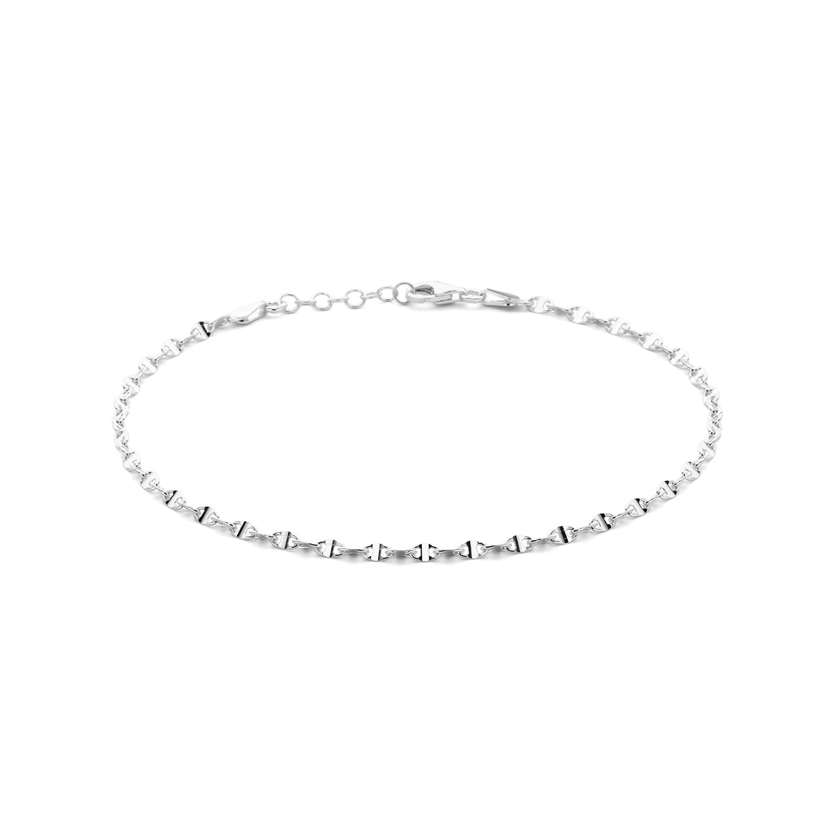 Beschrijving: Modern gerhodineerd zilveren enkelbandje met een anker schakel en een draaglengte van 24cm uitgevoerd met een stevig karabijn slot. Info: Gerhodineerd zilver is door de rhodiumlaag beter bestand tegen verkleuren en krassen.
Doelgroep: dames
Breedte: 2.8 mm
Langste lengte: 24 cm