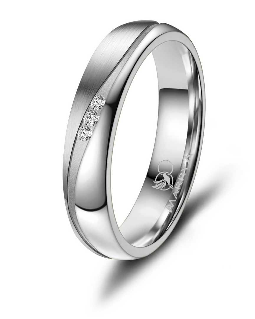 De TITANIUM RING MT 58, modelnummer D-T1-34-58, is een stijlvolle en duurzame ring gemaakt van titanium. Deze ring valt onder de categorie sieraden en is speciaal ontworpen als ring in maat 58. Het beste om te dragen als een opvallend accessoire voor dagelijks gebruik of speciale gelegenheden. Perfect te combineren met andere sieraden voor een elegante uitstraling.