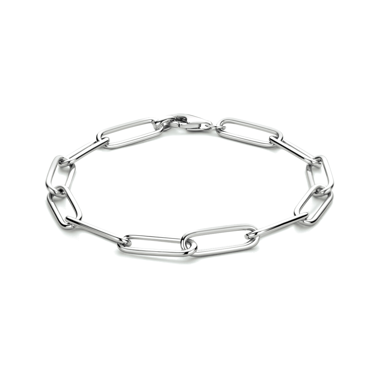 Gerhodineerd 925 zilveren armband uitgevoerd met een paperclip schakel met een breedte van 5.6mm. De armband heeft een draaglengte van 19cm en een stevige karabijn sluiting.