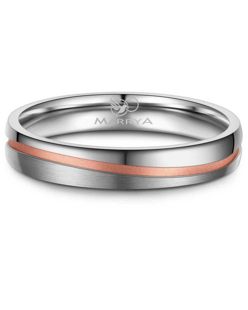 De TITANIUM RING BICOLOR MT 60, modelnummer H-T1-45-60, is een stijlvol sieraad met een twee-kleurig ontwerp, perfect voor elke gelegenheid. Deze ring van titanium biedt duurzaamheid en elegantie. Draag het op je ringvinger of als een opvallende accessoire bij dagelijkse of formele outfits. Ideaal voor zowel mannen als vrouwen.