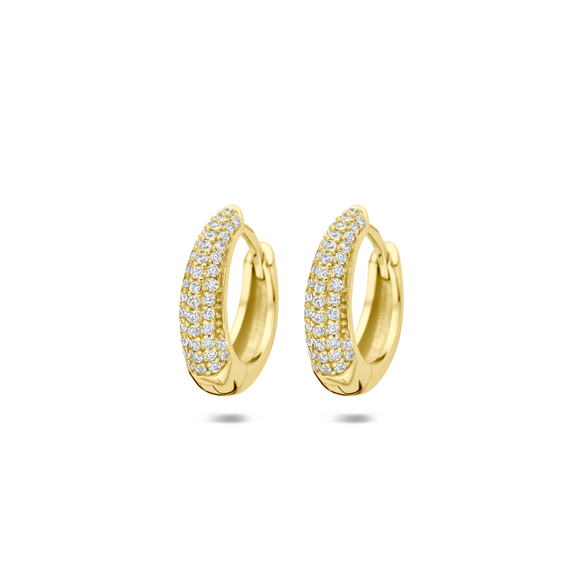 Verguld geel 925 zilveren klapoorringen met zirkonia. De oorringen hebben een buisdikte van 4mm. 