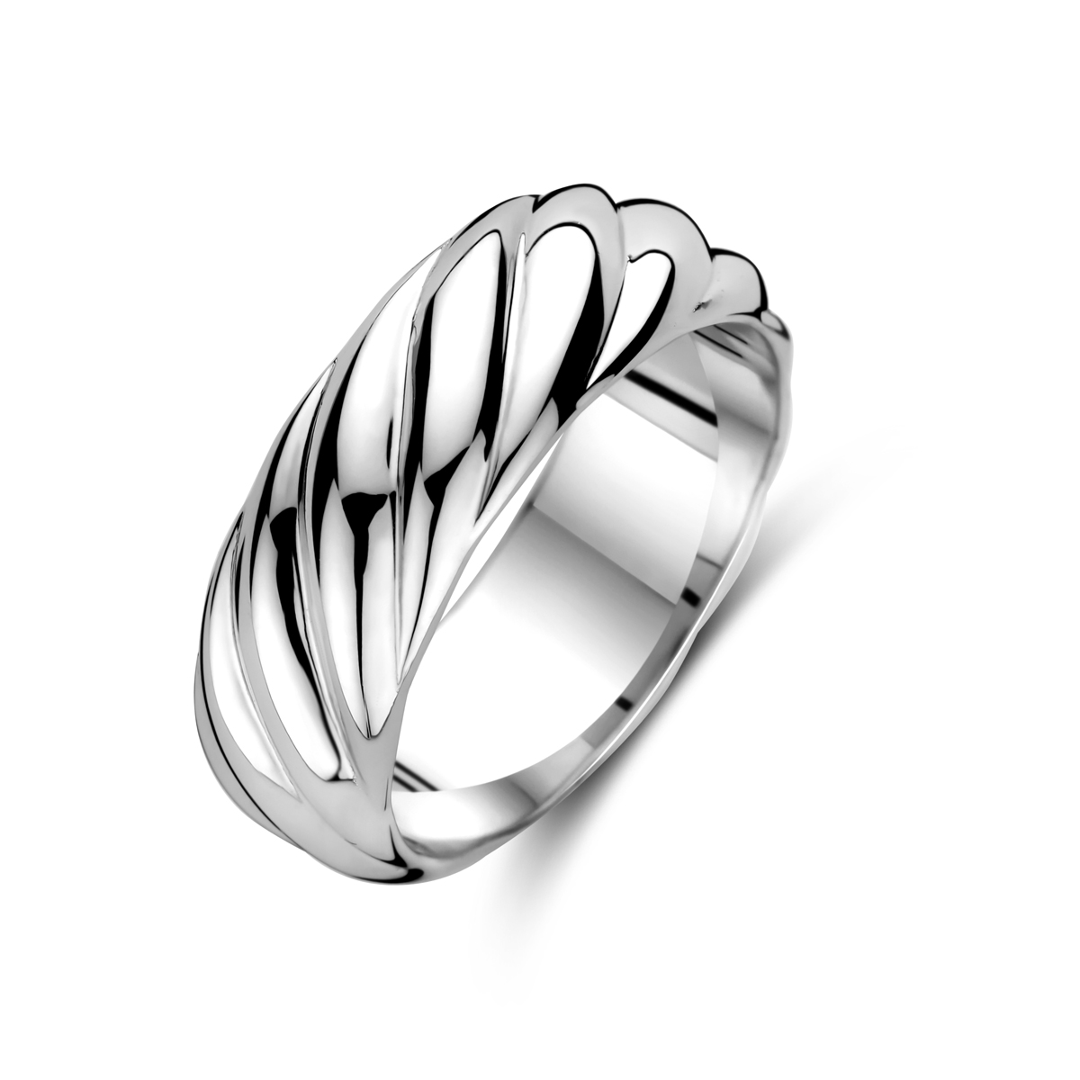Gerhodineerd 925 zilveren ring met een breedte van 6.5mm.