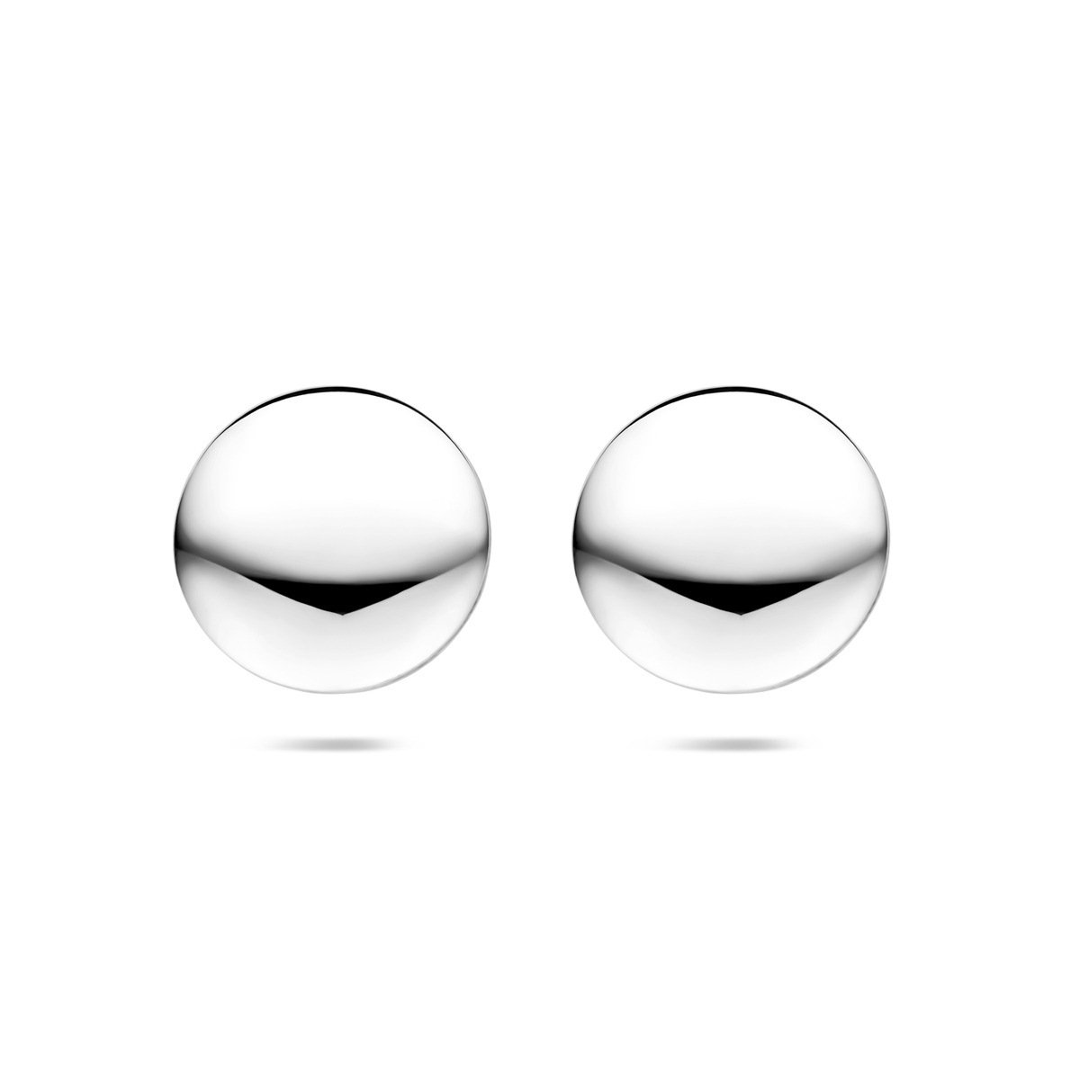 Gerhodineerd 925 zilveren oorknoppen. De oorknoppen hebben een diameter van 20mm.