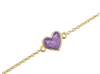 Ketting armband met hart vorm as-compartiment. Dit sieraad wordt zichtbaar aan de voorkant gevuld met as of haar of wat u zelf erin wilt verwerken en wordt vermengd met onze speciale hars. Het vullen van de armband kunnen wij voor u verzorgen. Veelal kan het vullen gedaan worden in uw bijzijn. Vraag hiervoornaar de mogelijkheden