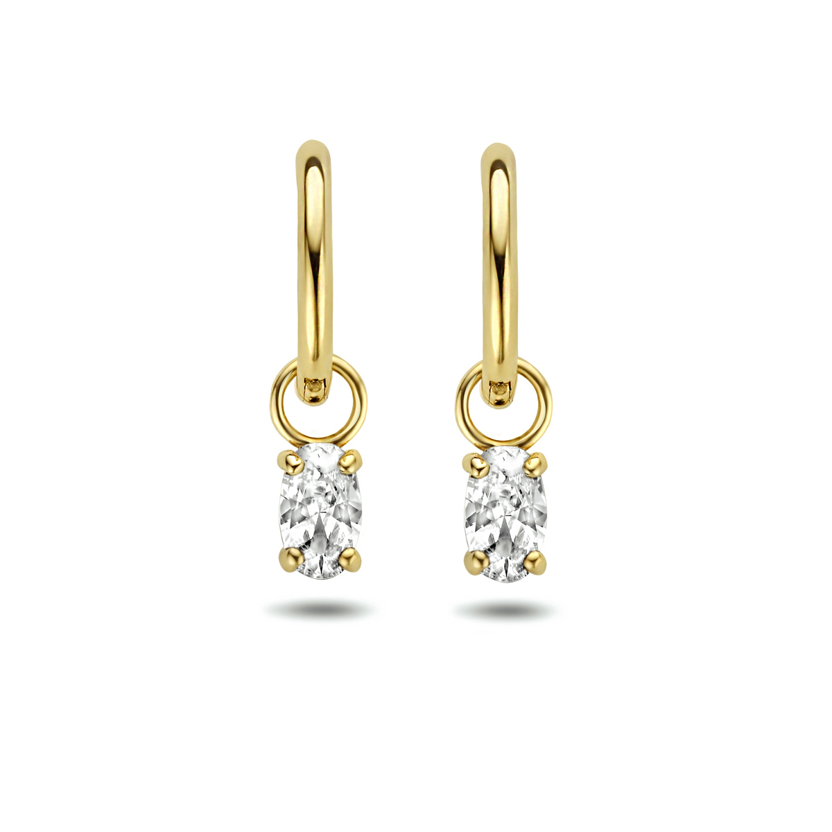 Geelgouden klapoorringen uitgevoerd met een hanger met daarin een heldere zirkonia. De klapoorringen hebben een diameter van 10mm en een dikte van 1.4mm. De hanger heeft een afmeting van 8x3mm.