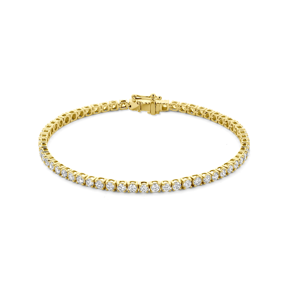 14k Geelgouden tennisarmband uitgevoerd met lab grown diamant. De armband heeft een breedte van 2.8mm en een draaglengte van 17.5cm. Het totale diamantgewicht is 4.00ct.&nbsp;Lab grown diamanten zijn diamanten die ontstaan in een laboratorium. Onder extreem hoge druk en temperatuur wordt het natuurlijk ontstaansproces nagebootst met als eindresultaat een diamant met dezelfde chemische eigenschappen maar met een andere oorsprong.