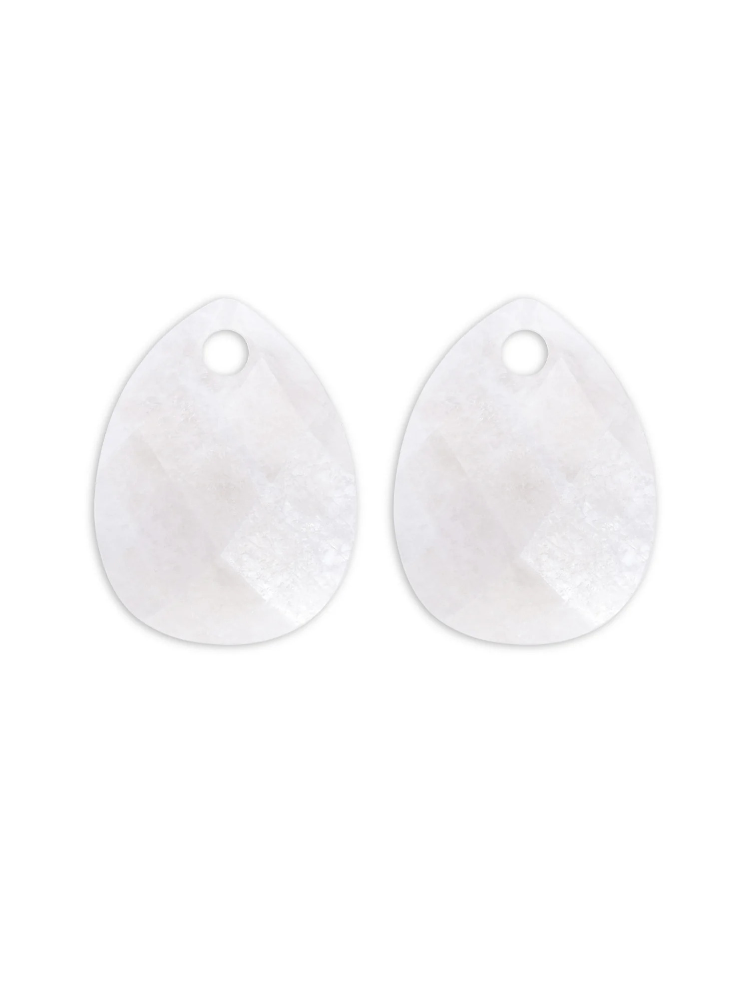 De Earstones I Afterglow - Moonstone met modelnummer EAGEM54 is een subtiel paar sieraad oorringen, perfect voor elke gelegenheid. Deze hanger oorbellen zijn ideaal om je outfit een verfijnde uitstraling te geven. Draag ze bij een opgeheven kapsel of met loshangend haar voor een elegante touch aan je dagelijkse look.