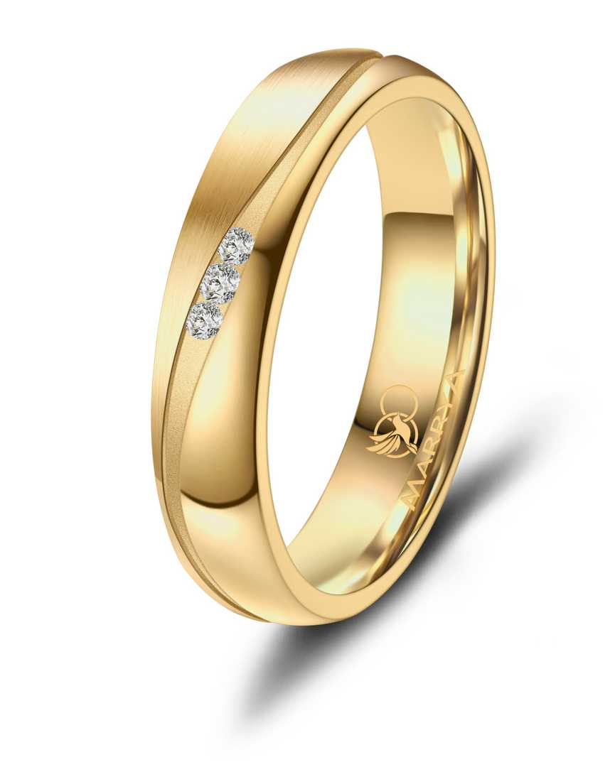 De TITANIUM RING MT 60, modelnummer D-TI-35-58, is een stijlvolle en duurzame ring, gemaakt van goudkleurig titanium. Ideaal voor dagelijks gebruik of speciale gelegenheden. Draag deze ring op de ringvinger voor een klassieke uitstraling, of combineer met andere ringen voor een moderne look. Perfect voor zowel mannen als vrouwen.