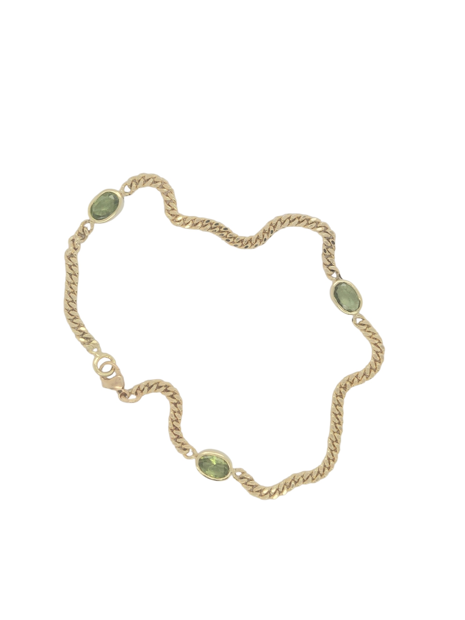 14kt gouden armband met 3 Peridot 