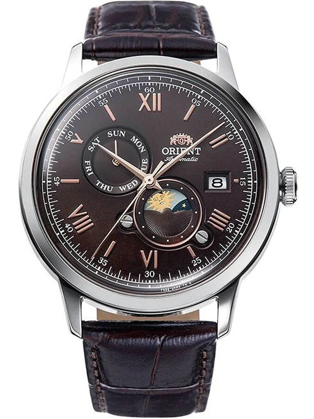 De Orient Bambino RA-AK0804Y10B is een chique automatisch horloge met een bruine wijzerplaat en romeinse cijfers. Met een zilverkleurige roestvrijstalen kast en echt leren bruine band straalt het stijl uit. Waterbestendig niveau 3 en een datumfunctie. Ideaal voor formele gelegenheden en dagelijkse draagcomfort. Draag het om een elegant statement te maken.