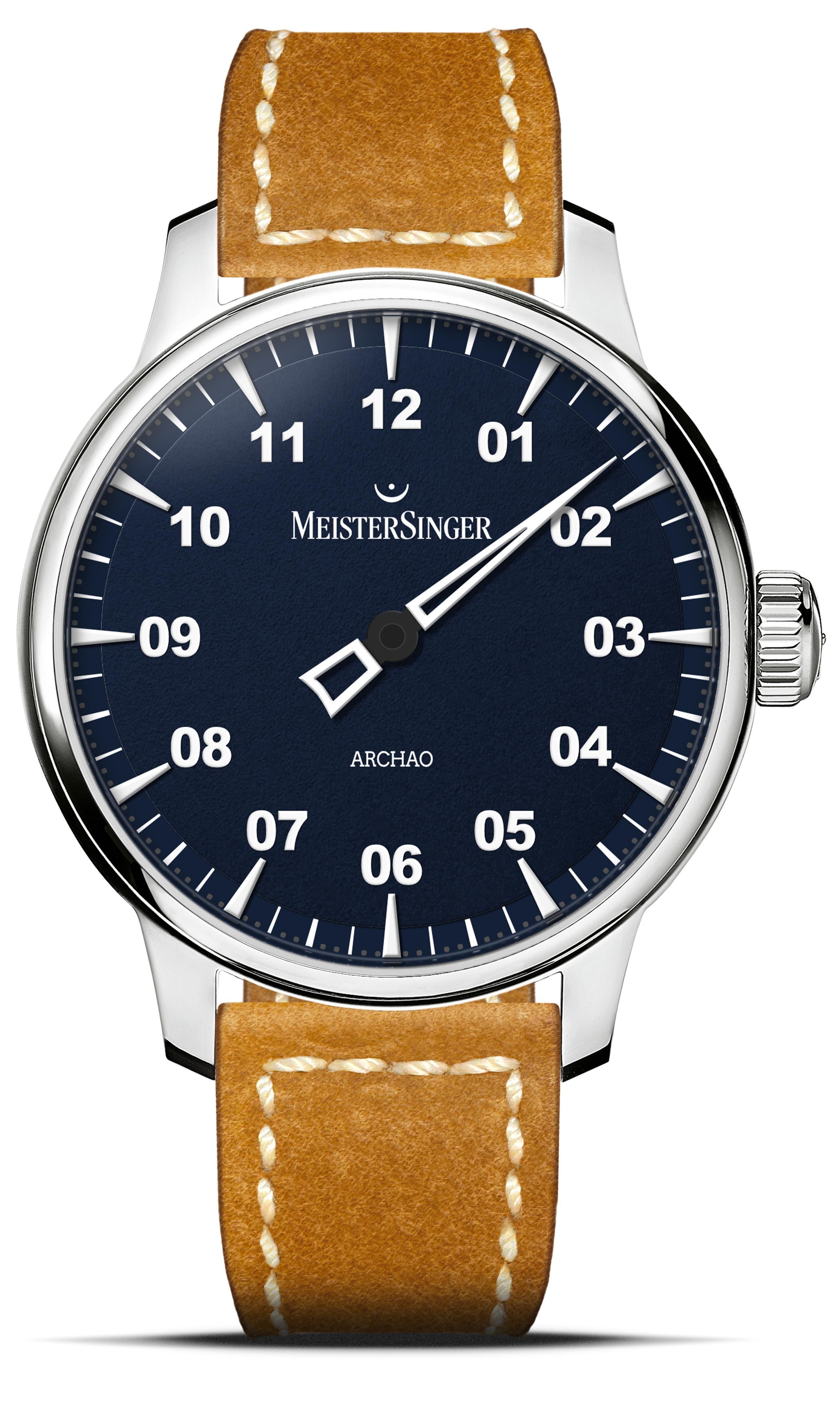 Een Meistersinger horloge model Archao met een stalen kast en bruine vintage leren band.