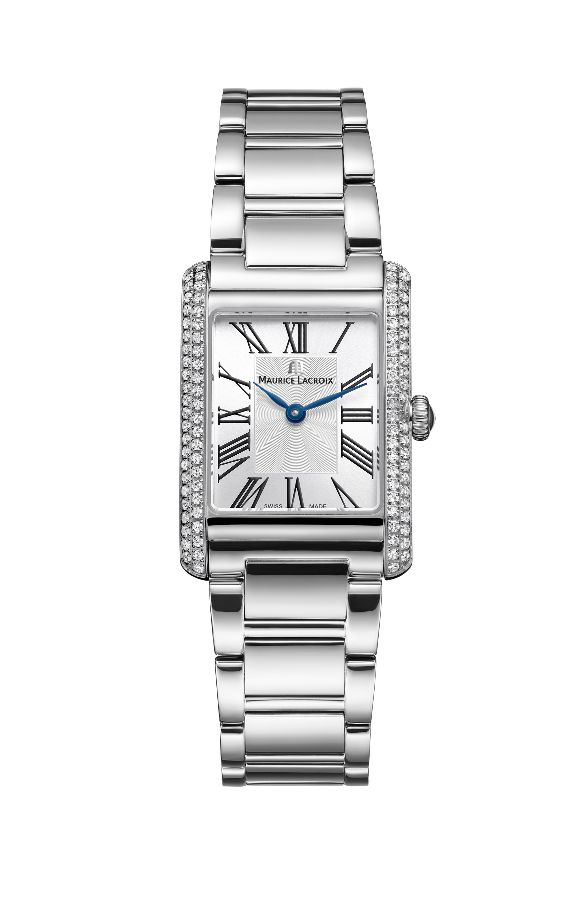 Dit is een horloge van het merk Maurice Lacroix model Fiaba FA1205-SD502-110-1
De specificaties zijn als volgt:
Kastmaat: 24x34 mm
Kastdikte: 6,5 mm
Waterdichtheid: 5 ATM / 50 Meter / 165 Feet
Gezet met 93 diamanten, totaal 0.75 ct