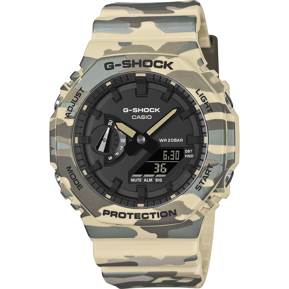 De G-Shock Classic Style GA-2100CM-5AER Camo Metallic Horloge heeft een polsomvang van 45,4 mm en heeft een cr&egrave;mekleurige band. De horlogekast is gemaakt van plastic en siliconen. Het heeft een datumfunctie. Draag dit horloge om je pols voor een robuuste en moderne look. Perfect voor zowel casual als sportieve outfits.