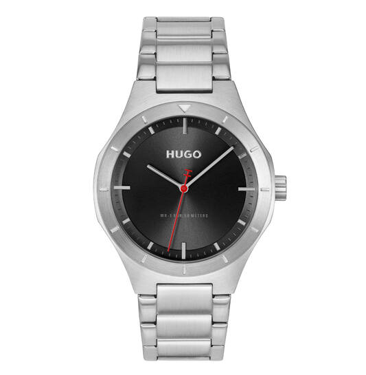 De Hugo Boss Horloge modelnummer 1530447 is een stijlvol polshorloge. Dit uurwerk combineert elegantie met functionaliteit en is perfect voor zowel formele als casual gelegenheden. Draag het met een nette blouse en broek voor een zakelijke look, of met een casual outfit voor een chique touch. Een veelzijdige aanvulling op elke garderobe.