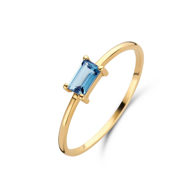 De Medina Topaz Ring van Jackie is gemaakt van 14 karaat goud. Deze luxe ring heeft een gladde band met een enkele topaas in het midden. Er wordt gezegd dat de blauwkleurige uitvoering van de topaas de creativiteit stimuleert.