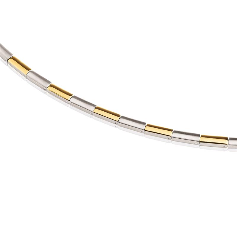 Dit is een collier van het merk Boccia Titanium