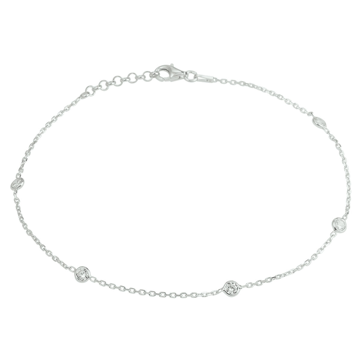 Gerhodineerd 925 zilveren enkelbandje uitgevoerd met een schitterende zirkonia rij. Het enkelbandje heeft een draaglengte van 24cm met een extensie van 2cm en een breedte van 4mm. Het enkelbandje is uitgevoerd met een stevige karabijn sluiting. De schakelbreedte is 1.5mm.