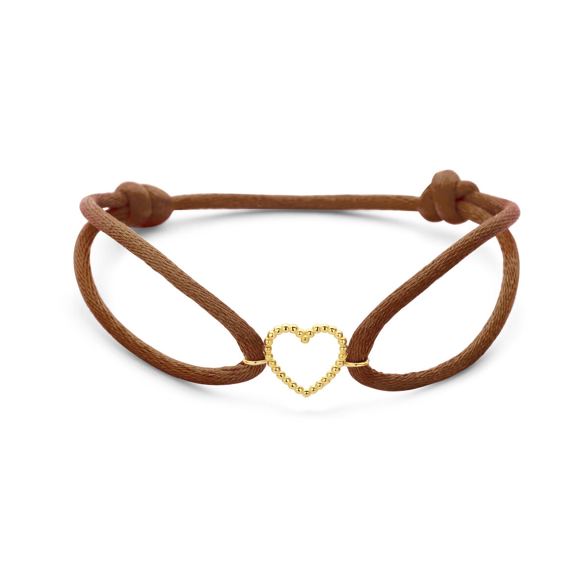 Bruin satijn armband uitgevoerd met een 14k geelgouden hartje met een afmeting van 10.5x12mm. De armband heeft draaglengtes van 13 tot 26cm