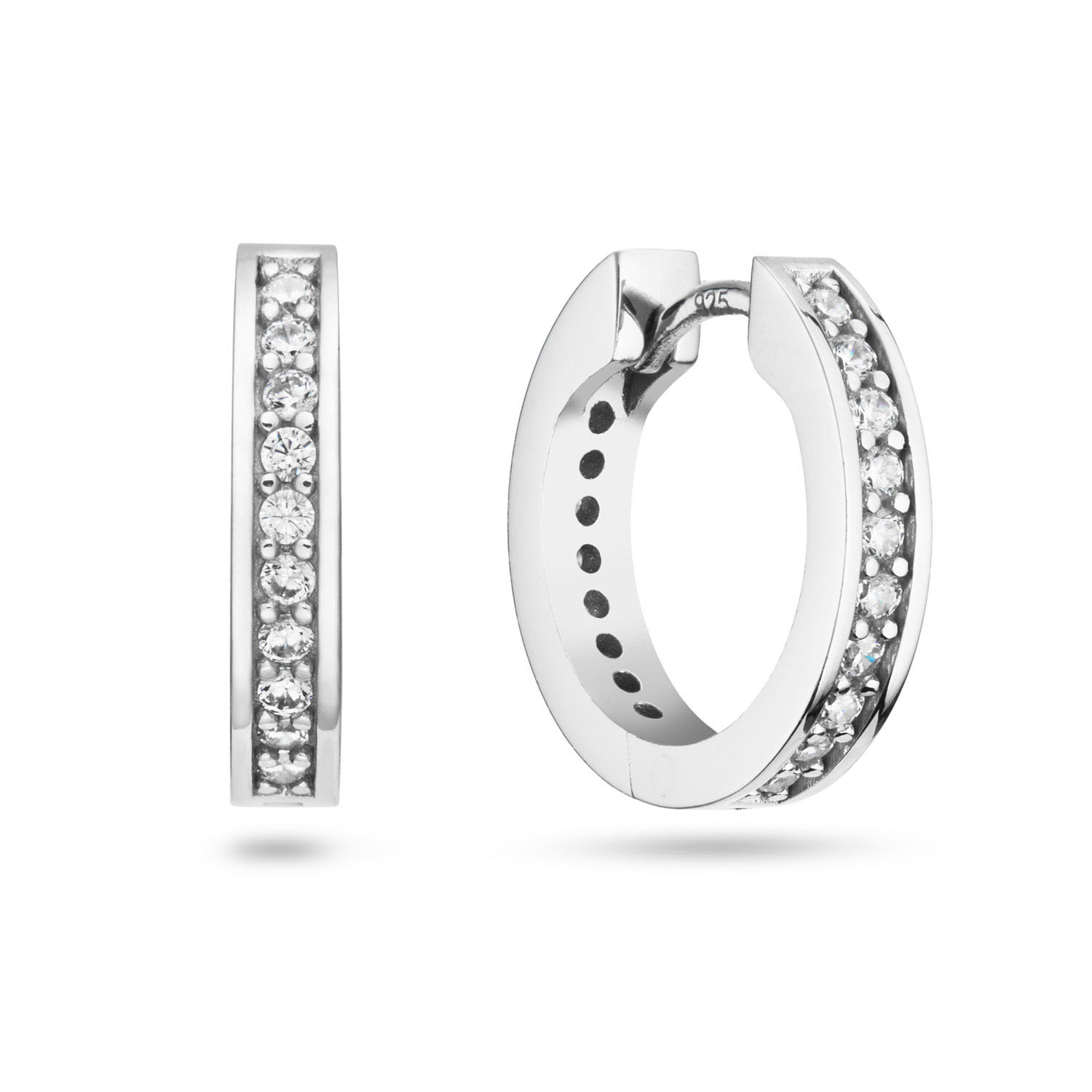 Dit zijn damesoorsieraden van het merk GLOW uit de serie Premium Hoops Silver