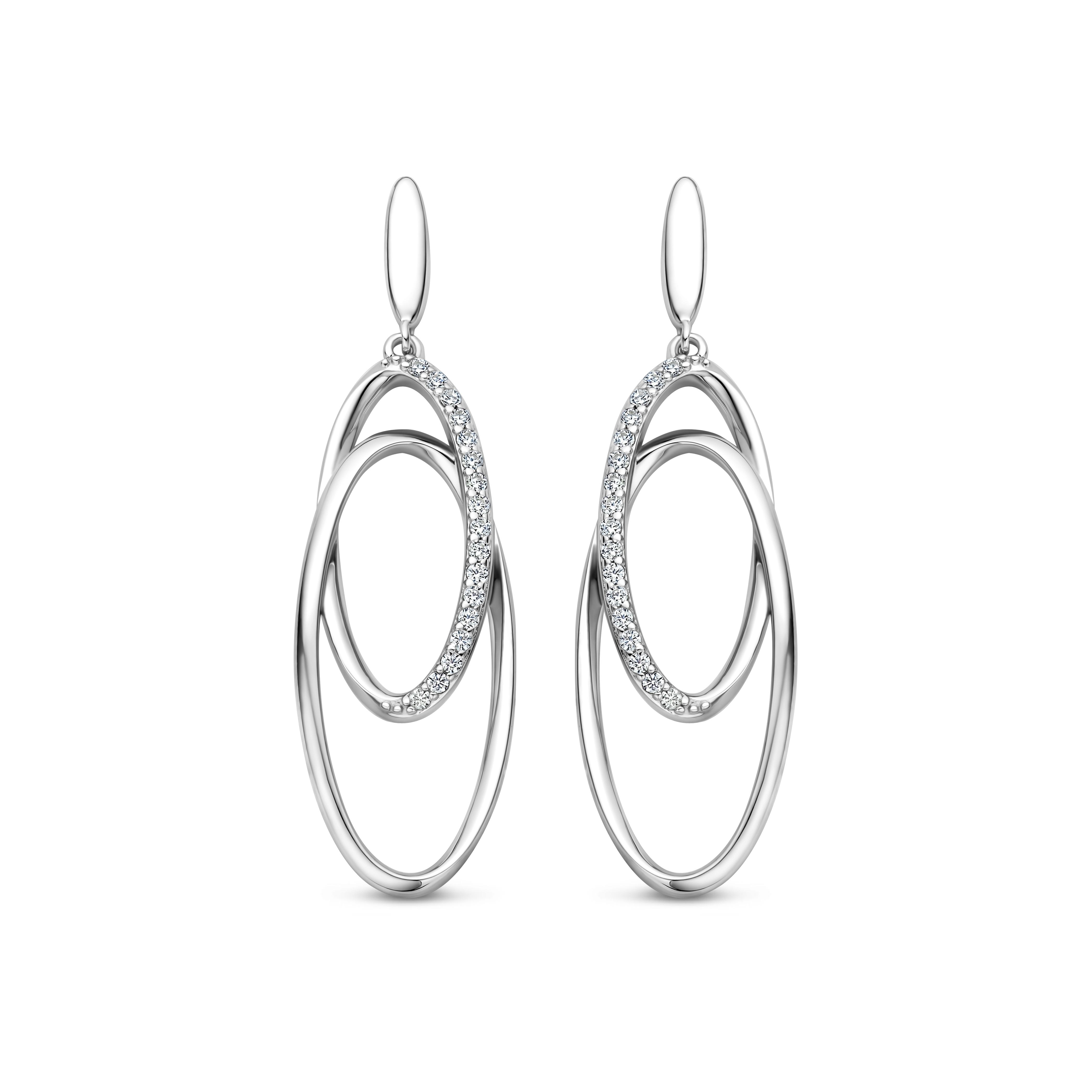 Zilveren oorhangers met zirkonia's