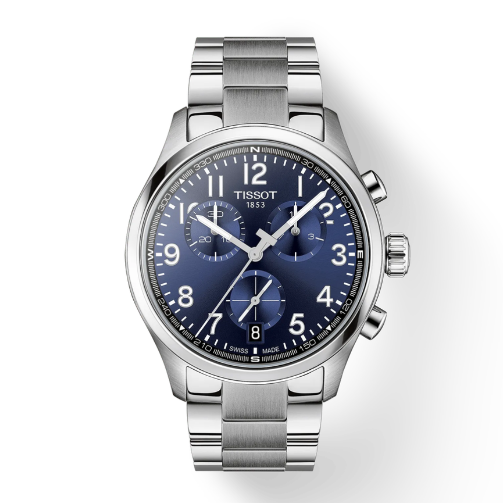 De Tissot Chrono L 42mm is een sportieve chronograaf met strak design, Zwitserse precisie en een comfortabele 42 mm kast&mdash;perfect voor dagelijks gebruik.