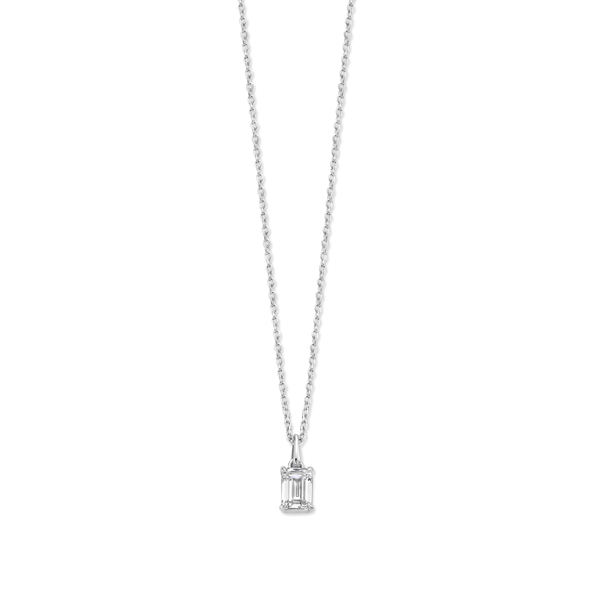 Een elegante halsketting van 925 sterling zilver met een rechthoekige zirkoon en een lengte van 450 mm. Perfect voor een verfijnde uitstraling bij formele of feestelijke gelegenheden. Combineer het met zilveren oorbellen voor een complete look. Ideaal als cadeau!